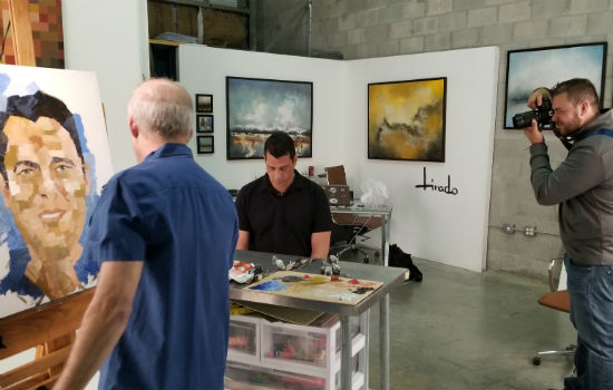El arte y la fotografía se unen para el proyecto "Serie de Fondo"