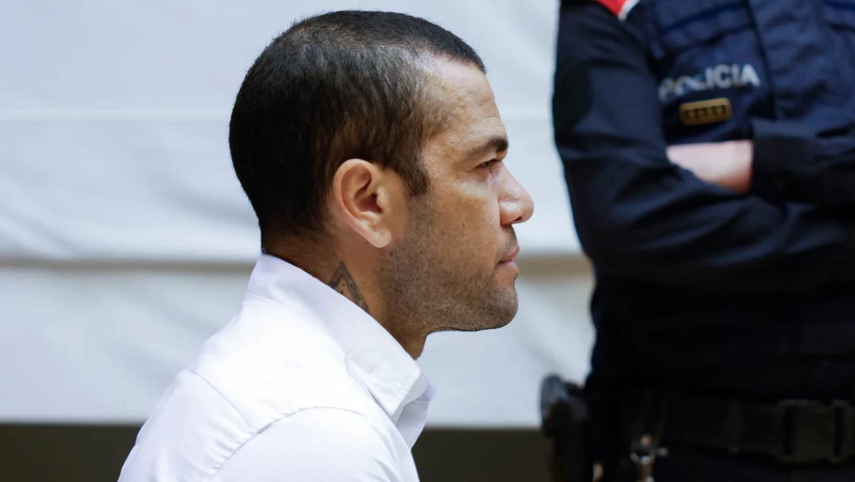 Dani Alves condenado a 4 años y medio por violación