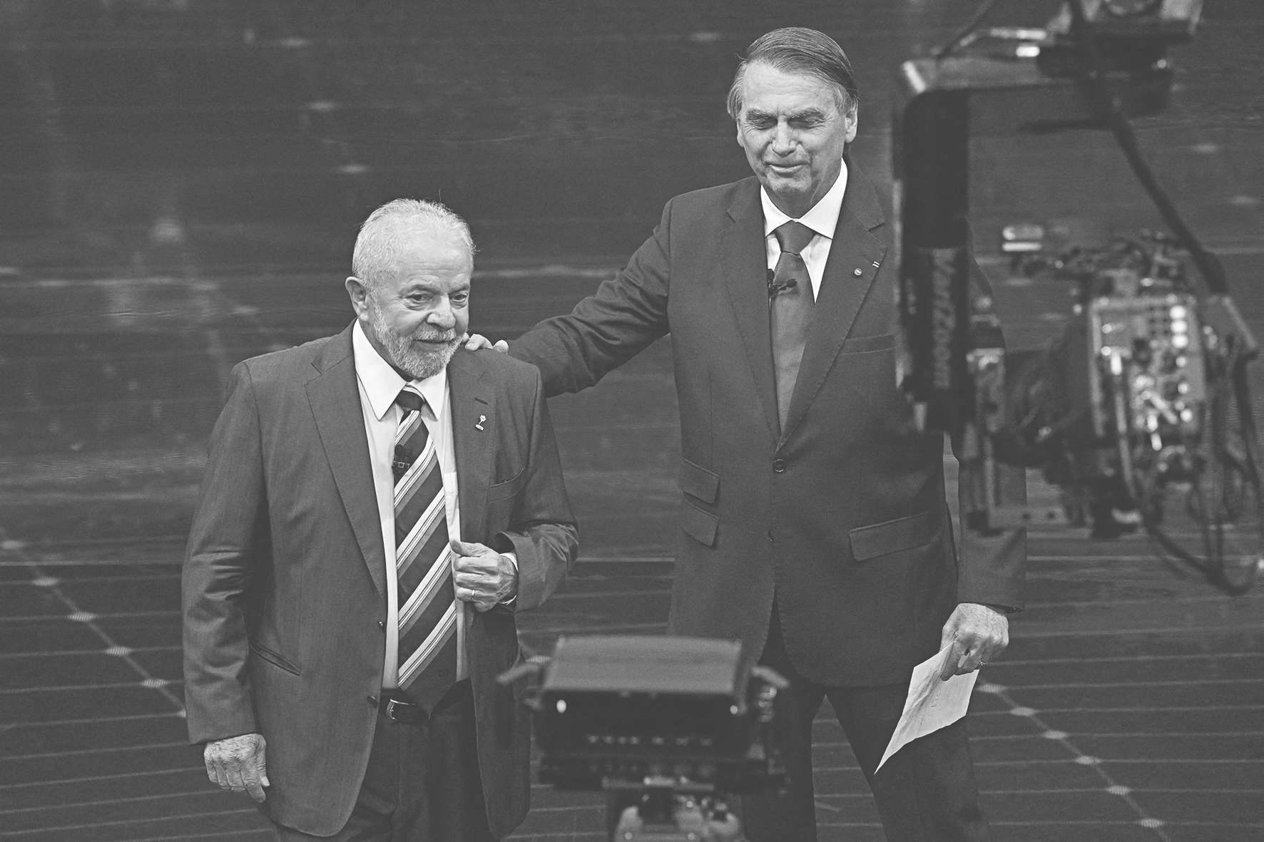 Bolsonaro y Lula cruzan ataques en primer cara a cara