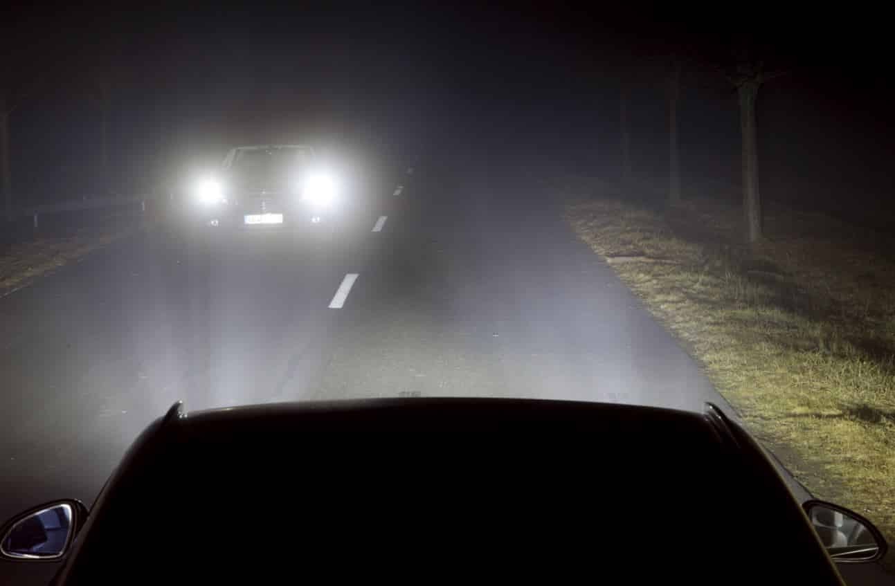 Los conductores españoles ya pueden actualizar luces halógenas a