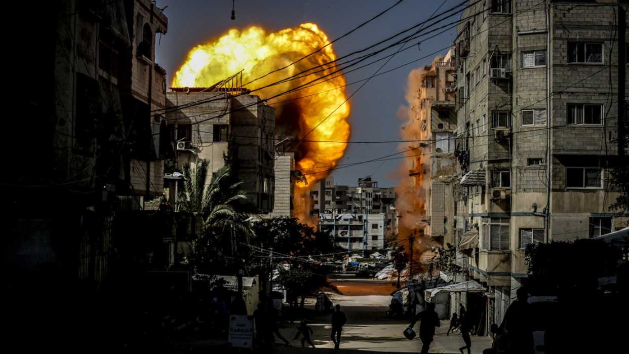 Israel vuelve a atacar Gaza pese al alto al fuego y mata a más de 20 ...