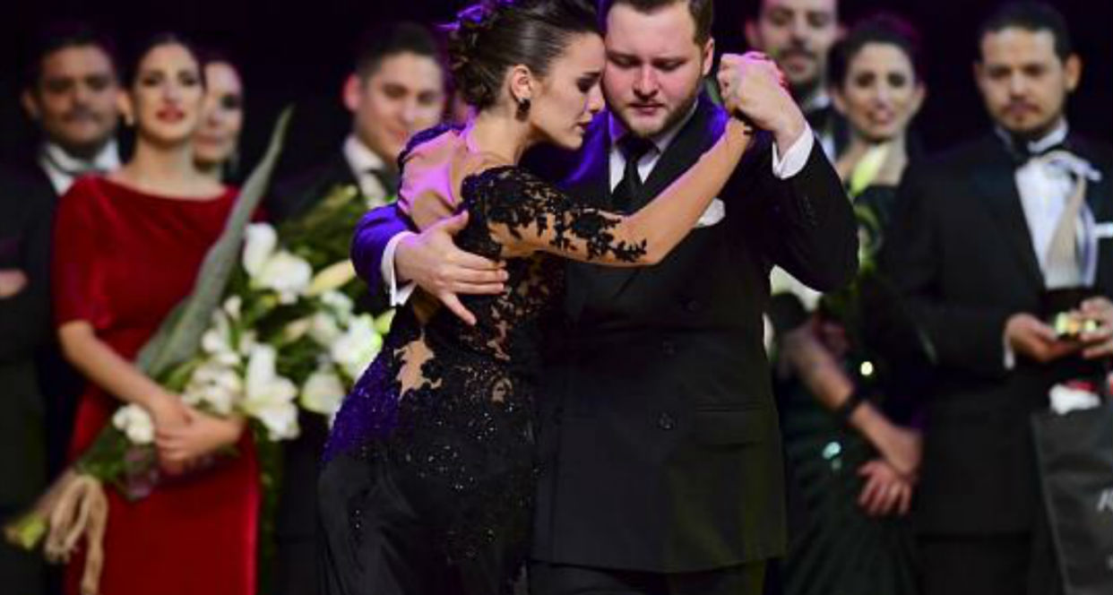 Una argentina y un ruso ganan Mundial de Tango en Buenos Aires