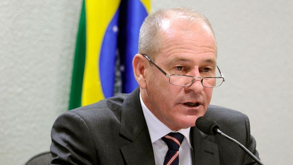 Ministro de Defensa de Brasil afirma que incendios en la Amazonía están ...