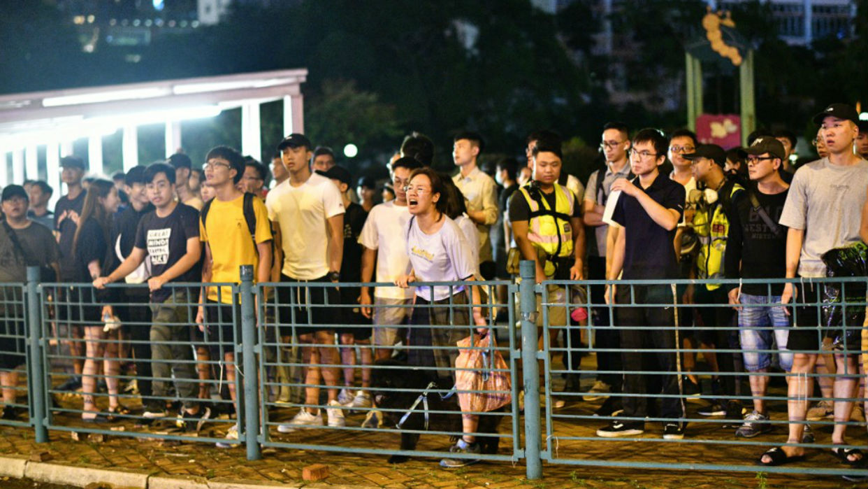 Enfrentamientos Entre Policías Y Manifestantes En Hong Kong 9656