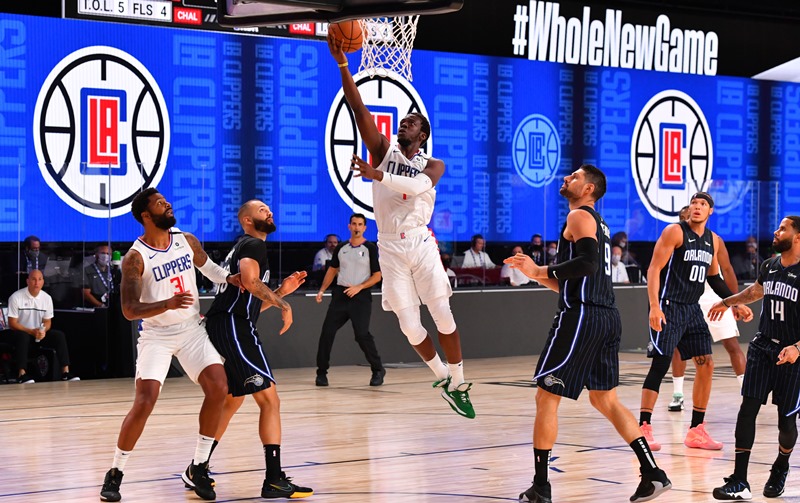 Los Clippers vencieron al Magic en el primer partido de preparación de