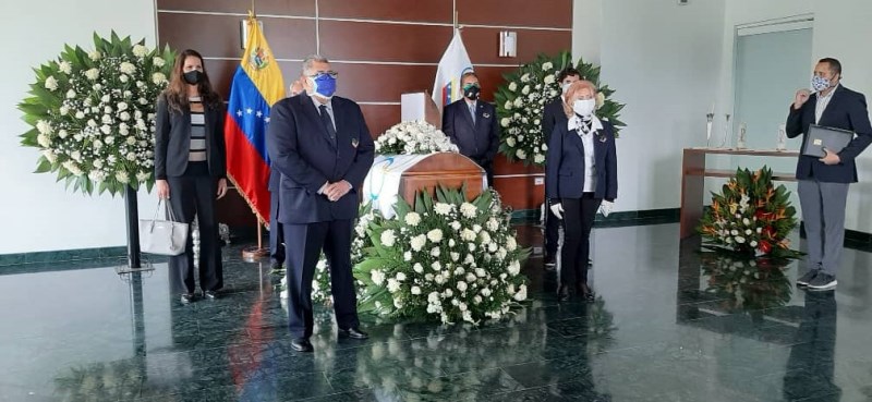 El Comité Olímpico Venezolano rindió sincero homenaje a Doña Flor Isava