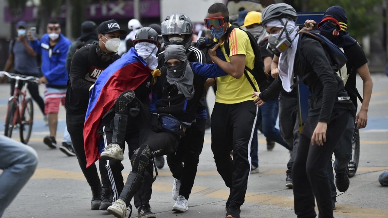 Cali Bajo Control Militar Tras La Jornada Más Violenta Del Estallido ...