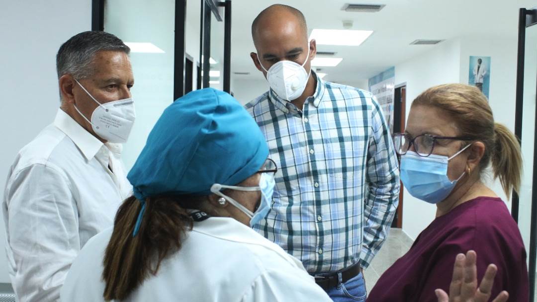 Reinauguran área de consultas en el Hospital Ana Francisca Pérez de León I