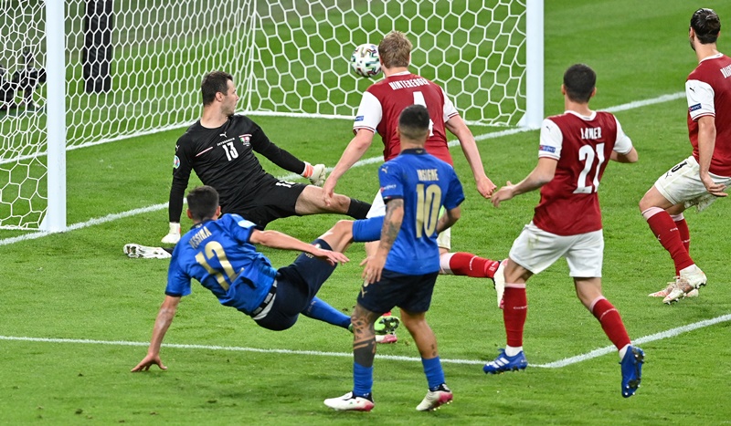 Matteo Pessina marcó el segundo gol de Italia ante Austria/AFP