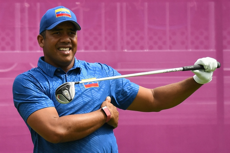 Jhonattan Vegas repite ronda de 70 y cae a siete golpes del liderato en