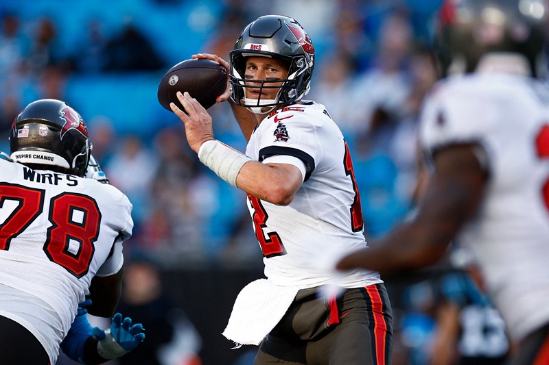 Tom Brady Conduce A Los Buccaneers De Tampa Bay A Los Playoffs De La NFL