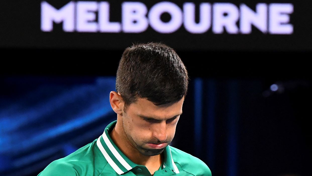 Djokovic abandona Australia tras perder la batalla legal contra su orden de deportación 
