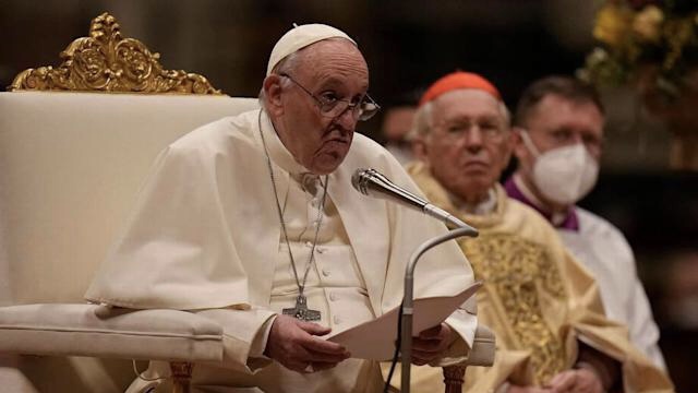 El papa pide gestos de paz ante los horrores de la guerra en Vigilia ...