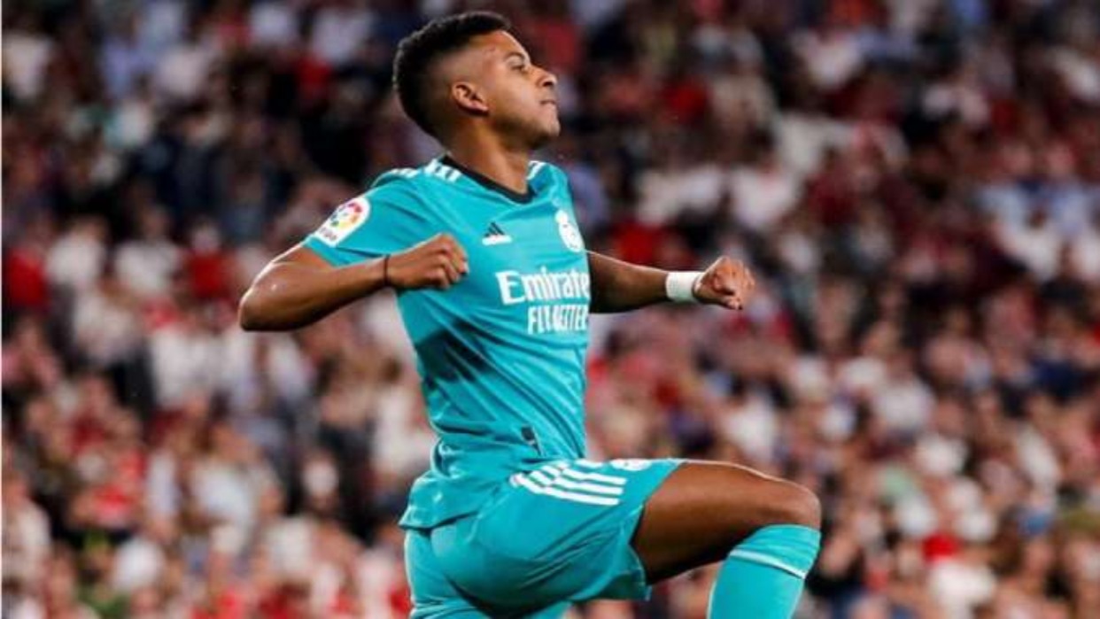 Real Madrid gana 3-2 con gran remontada al Sevilla