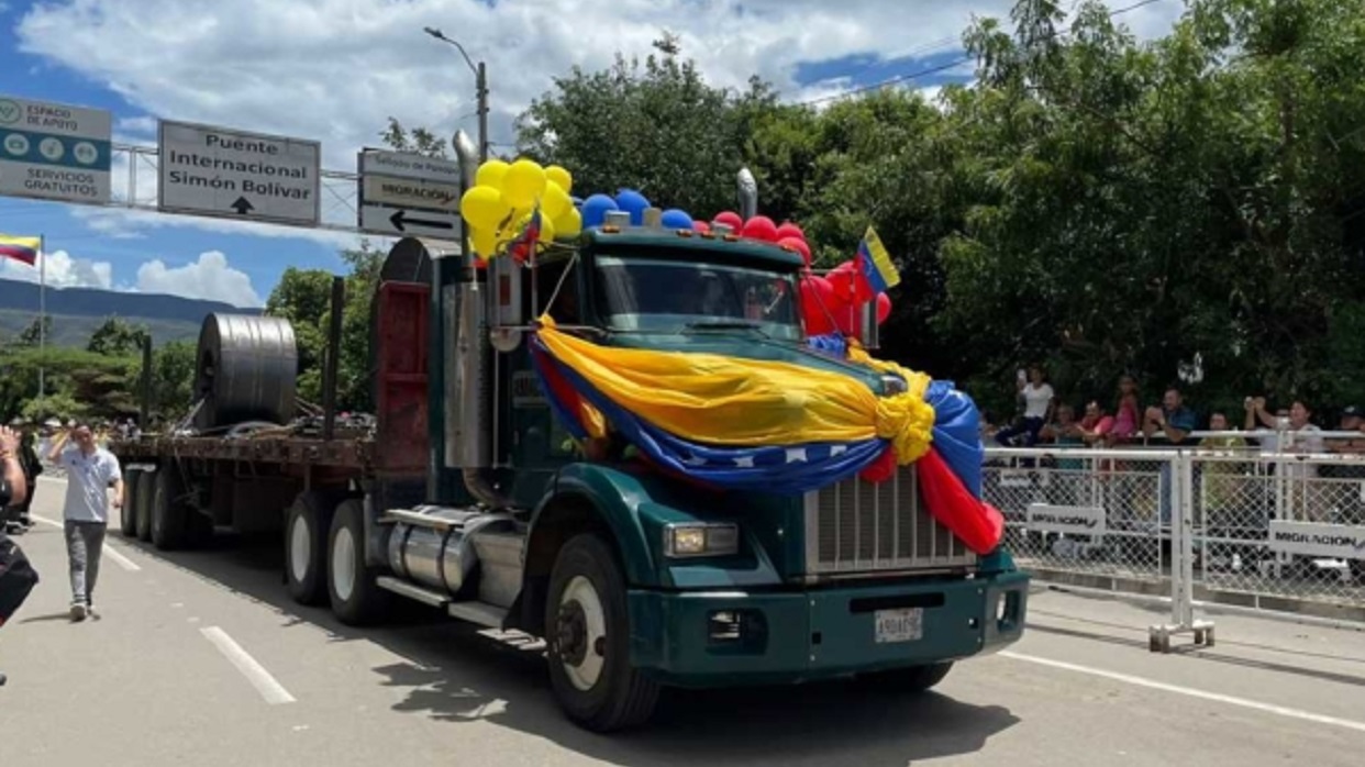 Ministro Araguayán: Paso de carga por la frontera colombo-venezolana será de 10 am a 5 pm