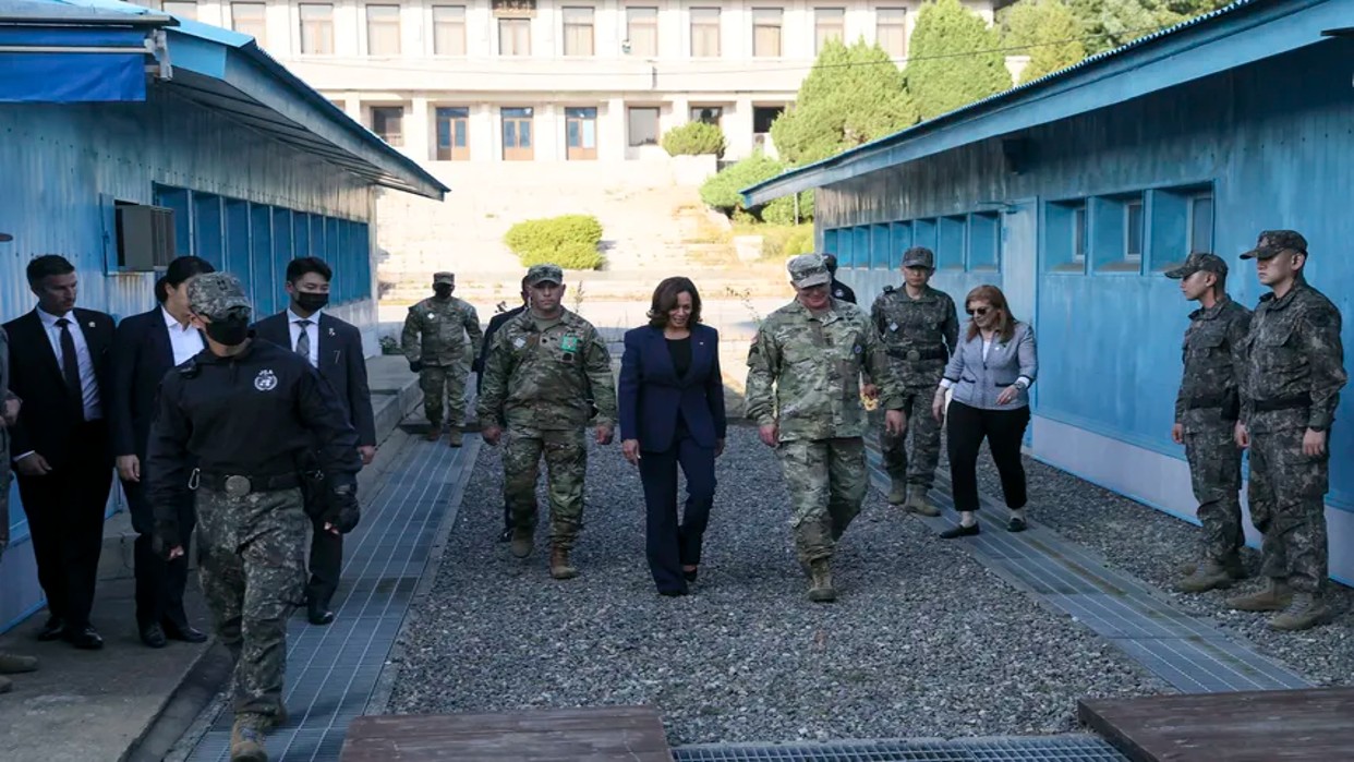 Vicepresidenta de EEUU viaja a la zona desmilitarizada entre las dos Coreas