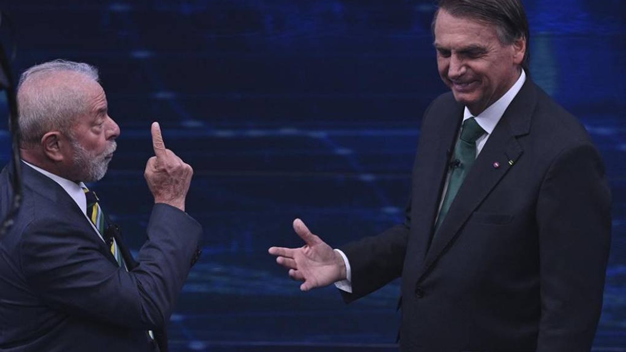 Bolsonaro y Lula se acusan de mentir en primer cara a cara hacia ...