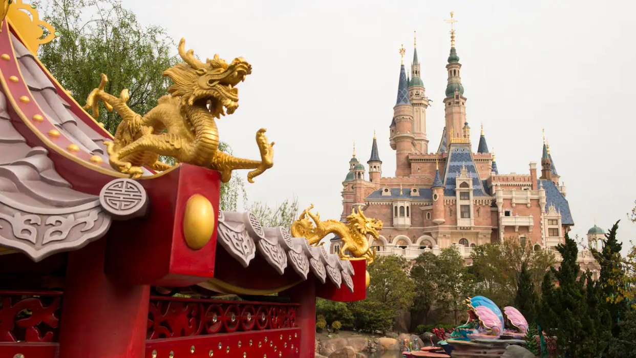 Disneyland vuelve a cerrar en Shanghái por política anticovid
