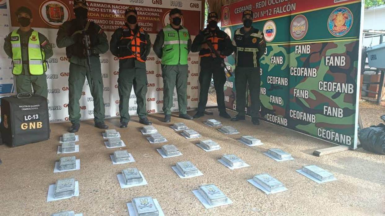 FANB incauta 50 panelas de droga en menos de 24 horas en Falcón