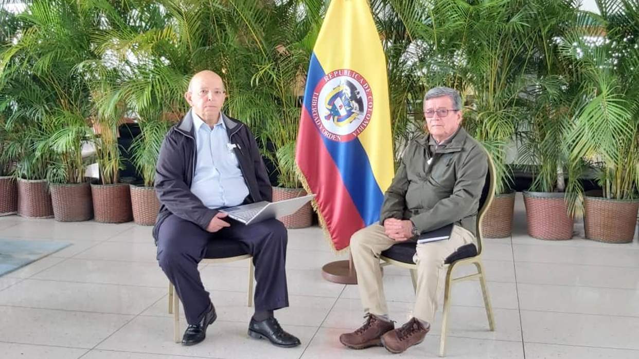 Gobierno de Colombia y ELN invitan al campesinado a sumarse a diálogos ...