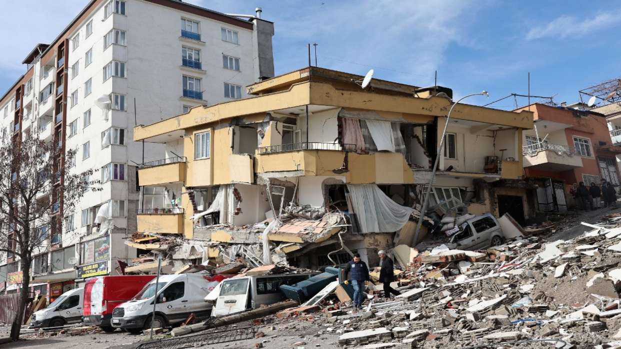 Dos venezolanos relatan su experiencia durante el terremoto en Turquía