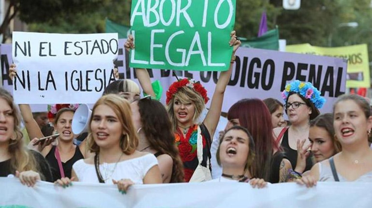 Parlamento Español Aprobó Leyes Sobre El Aborto Y La Autodeterminación