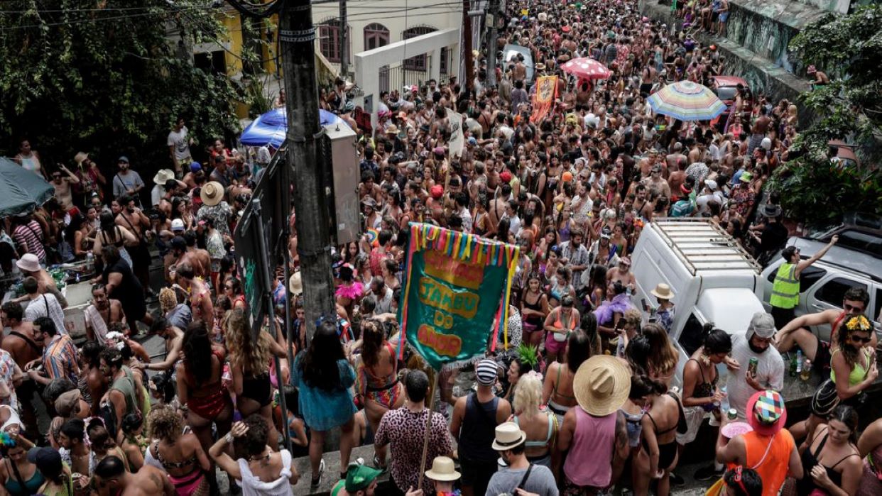Dos muertos y 15 heridos en un tiroteo durante fiesta de carnaval en Brasil