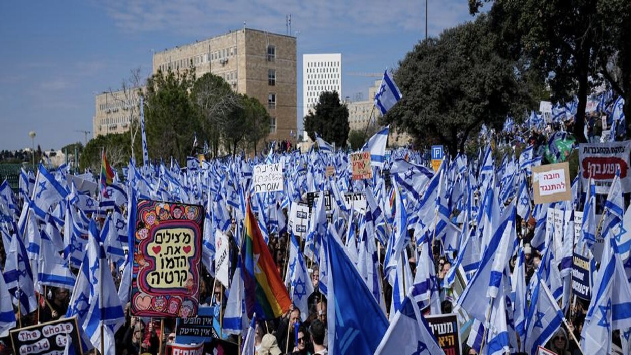 100.000 personas protestan contra la reforma judicial en Israel