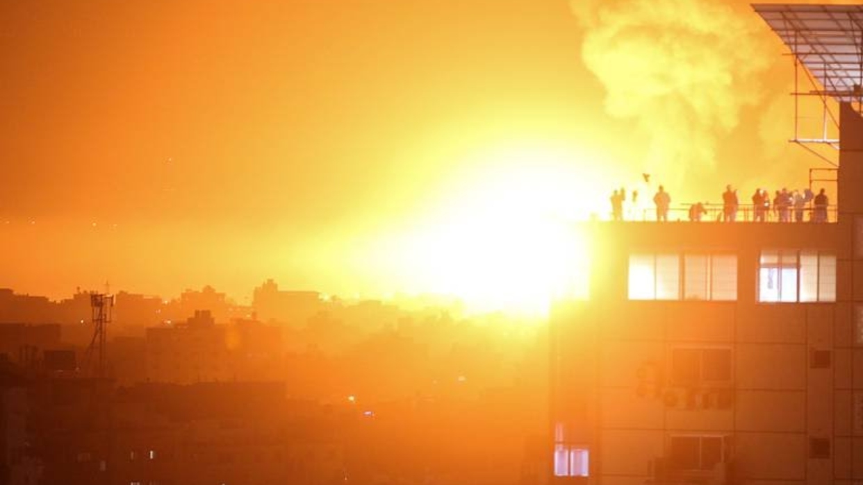 Israel bombardea Líbano y la Franja de Gaza tras lanzamiento de 40 cohetes