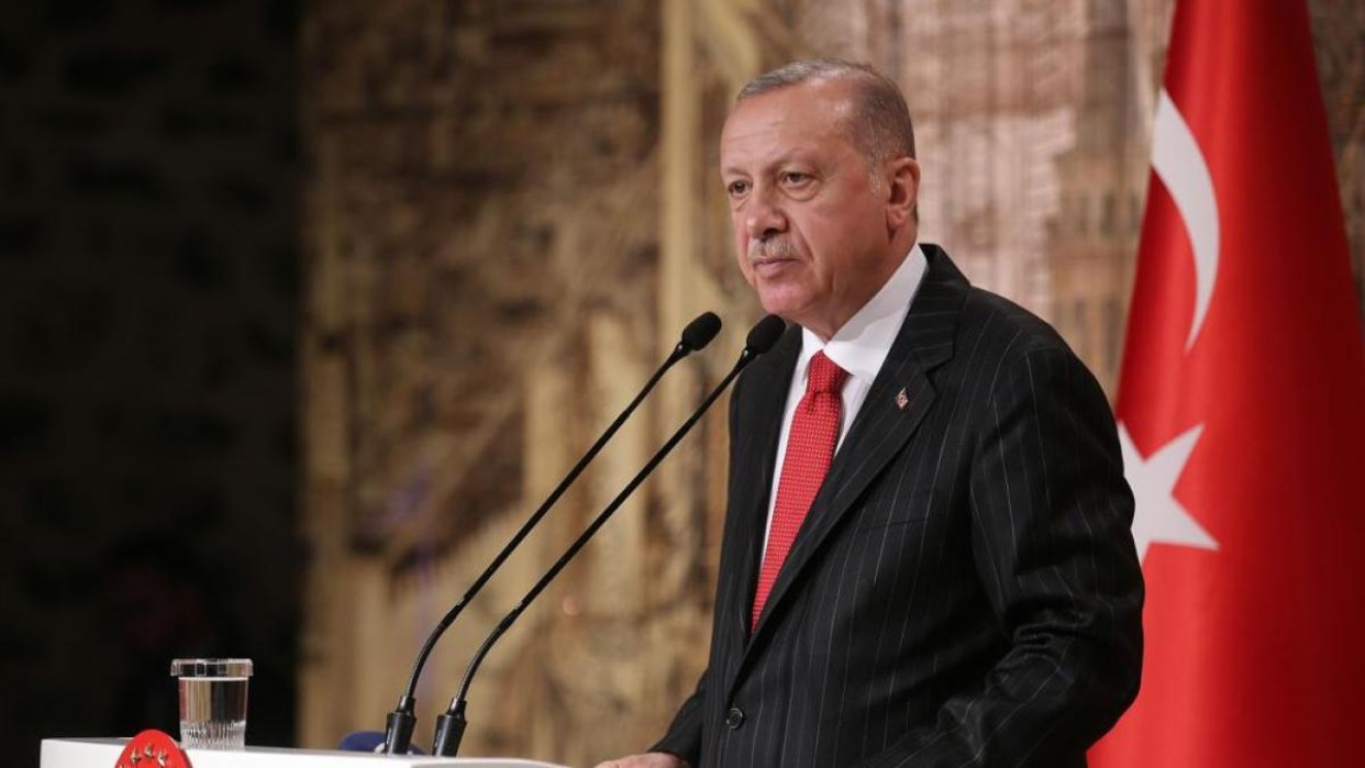 Erdogan asume tercer mandato presidencial, con el que cumplirá un cuarto de siglo de poder