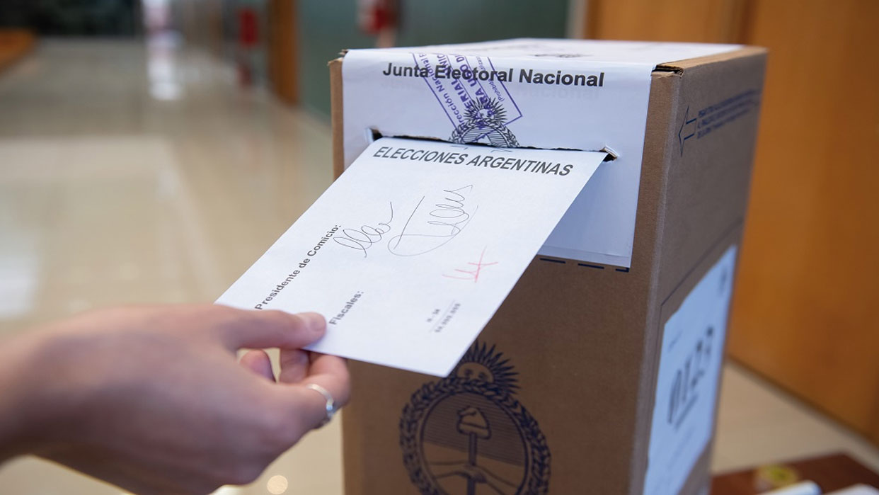 Comenzó período de campaña para elecciones generales en Argentina