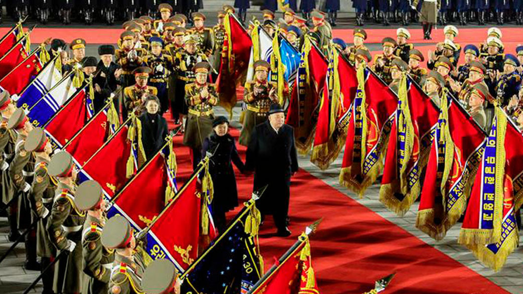 Corea Del Norte Realiza Desfile Militar Por Su 75 Aniversario 9058