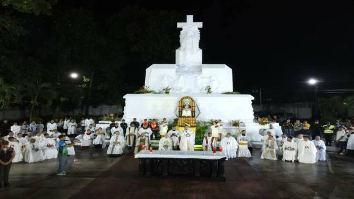 Con Una Misa Solemne Celebraron A La Patrona De Venezuela La Virgen De Coromoto 8817