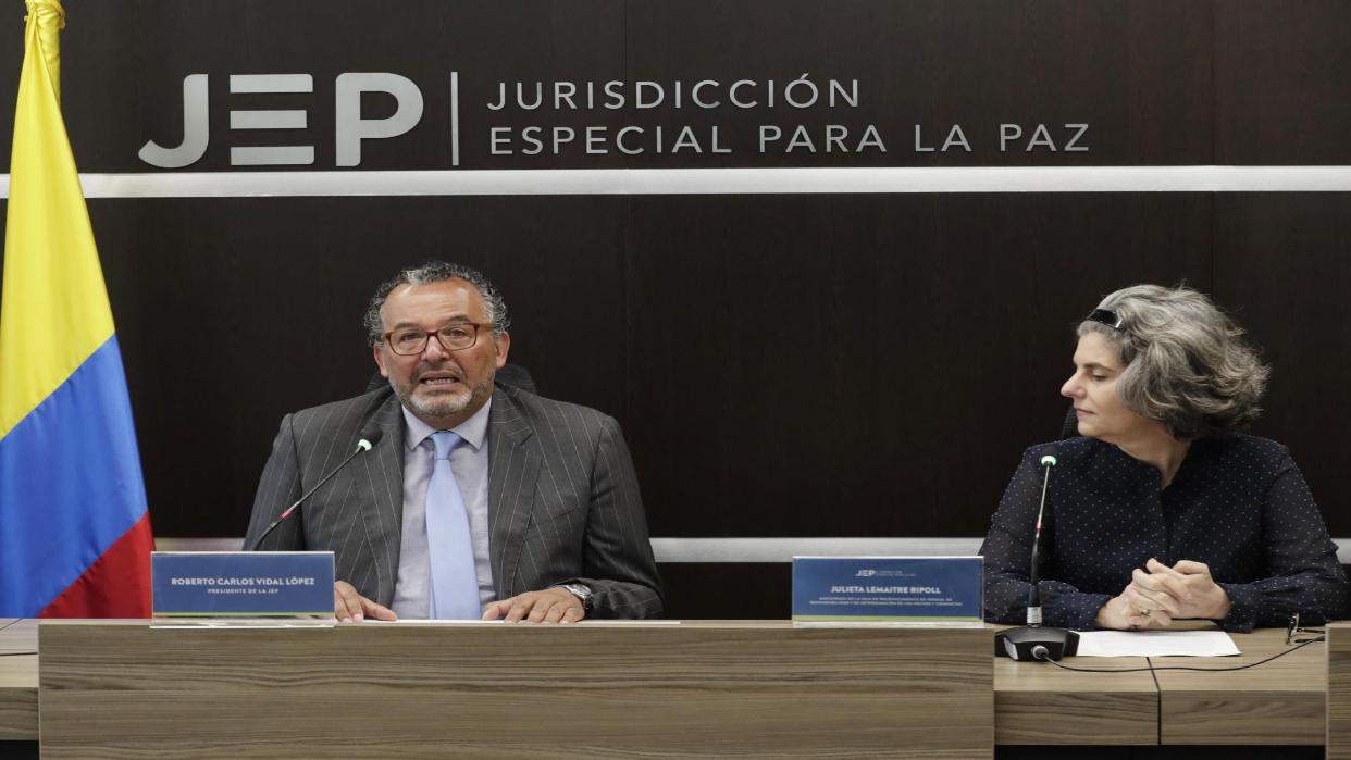 La Justicia de Paz imputa crímenes de guerra a ocho exmiembros de un bloque  de las FARC