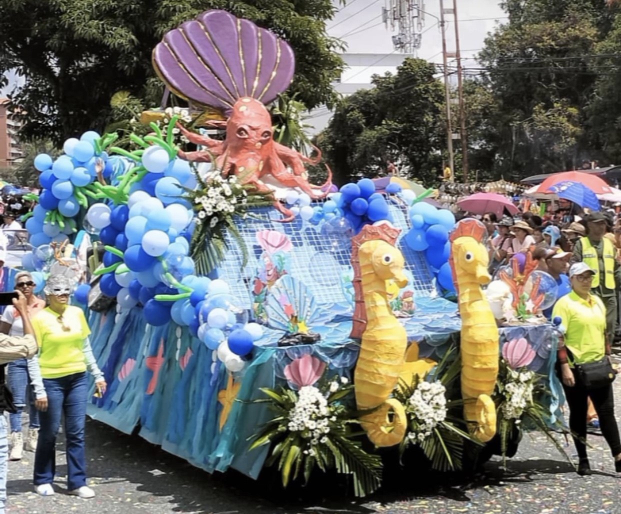 Mérida se viste de gala al celebrar su Feria Internacional del Sol 2025