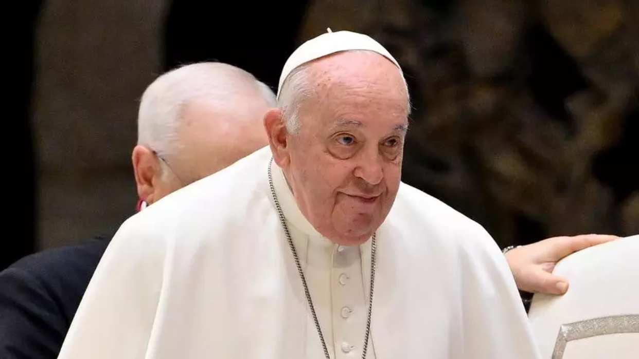 El Papa vuelve a pedir que lean su discurso debido a una bronquitis