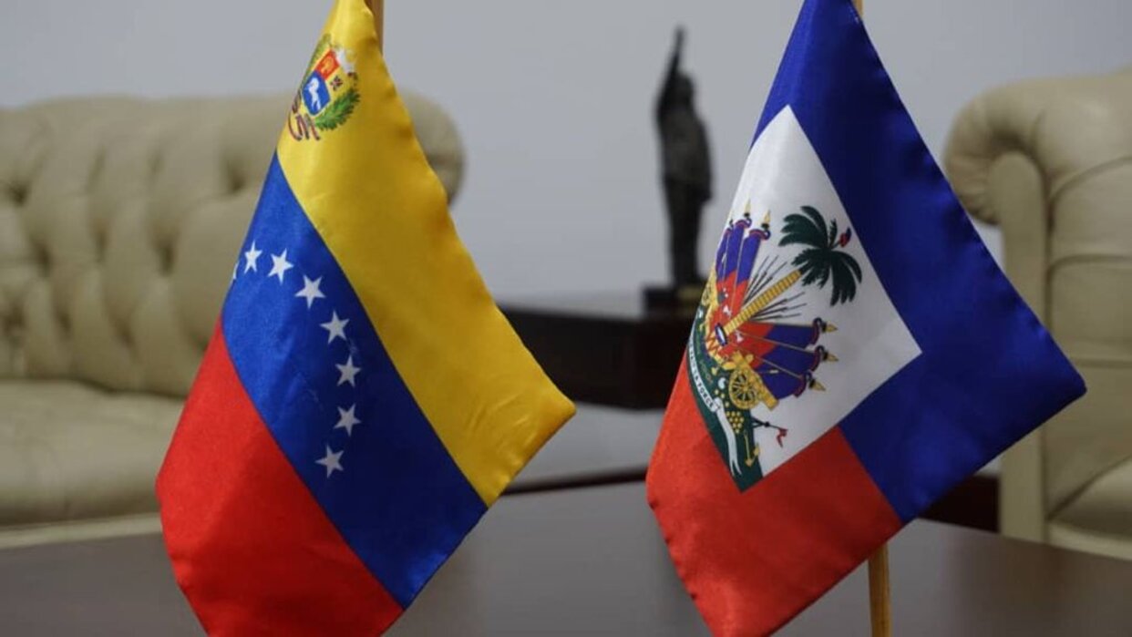 Haití canceló deuda de 500 millones de dólares a Venezuela por suministro de hidrocarburos 