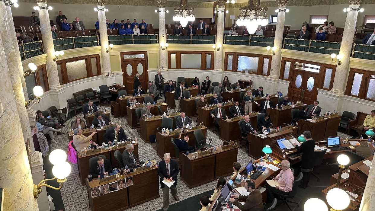 El Senado de EEUU aprueba un proyecto de ley de financiación ...