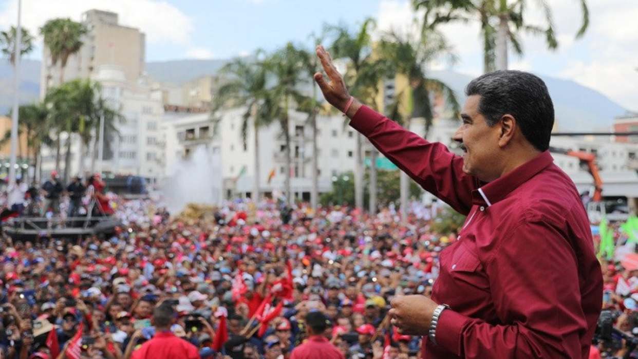 Hinterlaces: La mayoría de los venezolanos opina que hoy sería reelecto el presidente Maduro