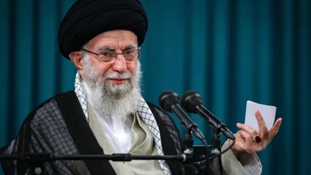 Líder supremo de Irán, Ali Jamenei: 