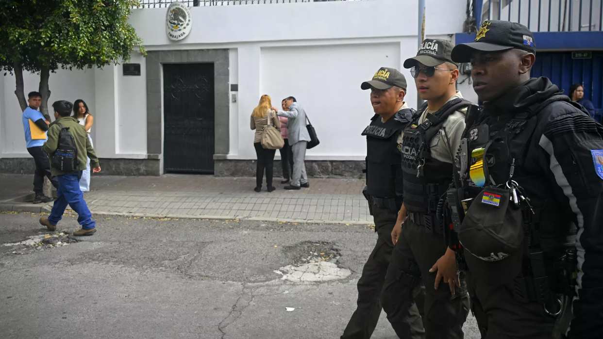 La CELAC condena asalto a la Embajada mexicana en Ecuador y solicita salvoconducto para Jorge Glas