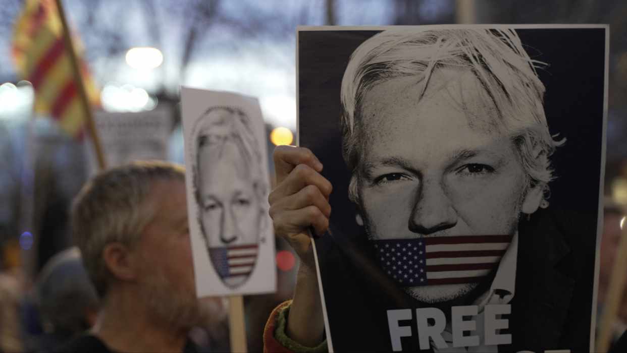 Comunidad internacional celebra la liberación de Julian Assange