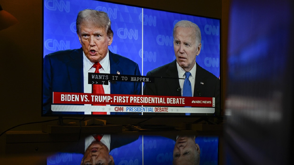 Trump publica un video con los peores momentos de Biden en el debate presidencial