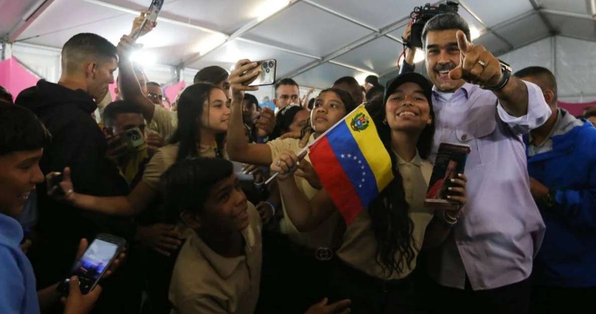 EN CLAVES: Presidente Maduro lideró celebración del Día del Estudiante venezolano