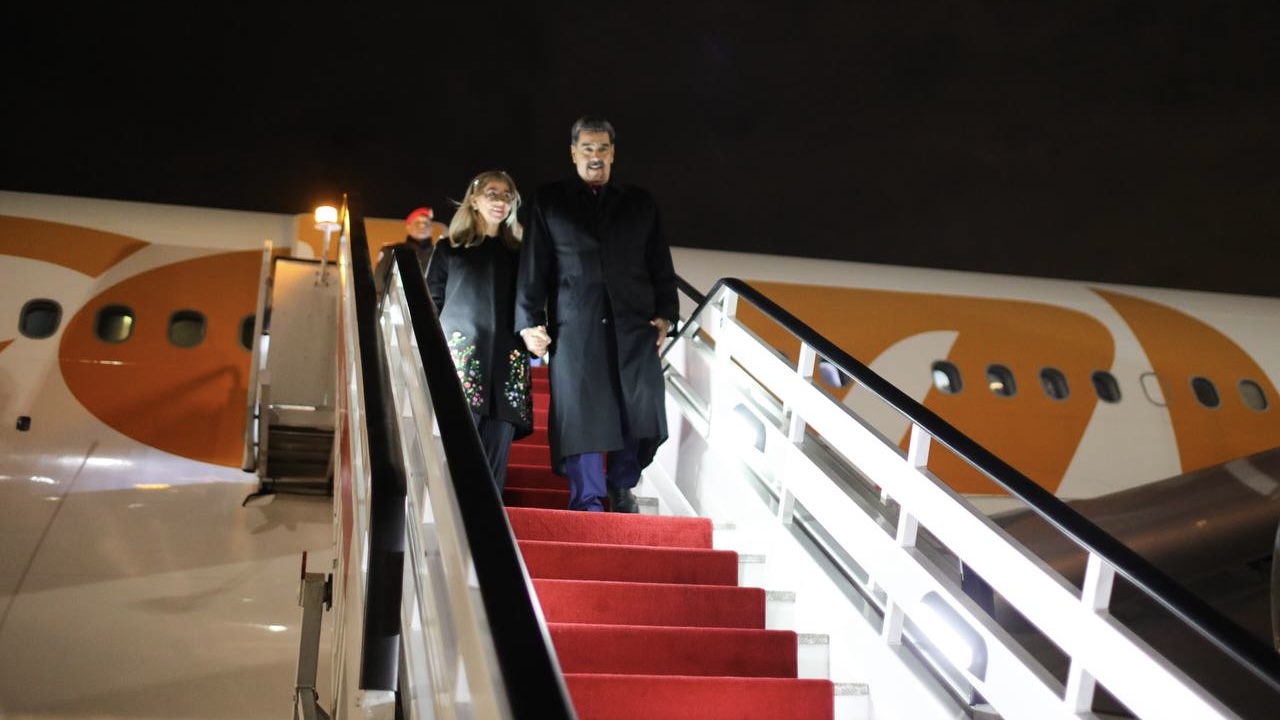 Presidente Maduro arriba a Rusia para conmemorar el Día de la Victoria