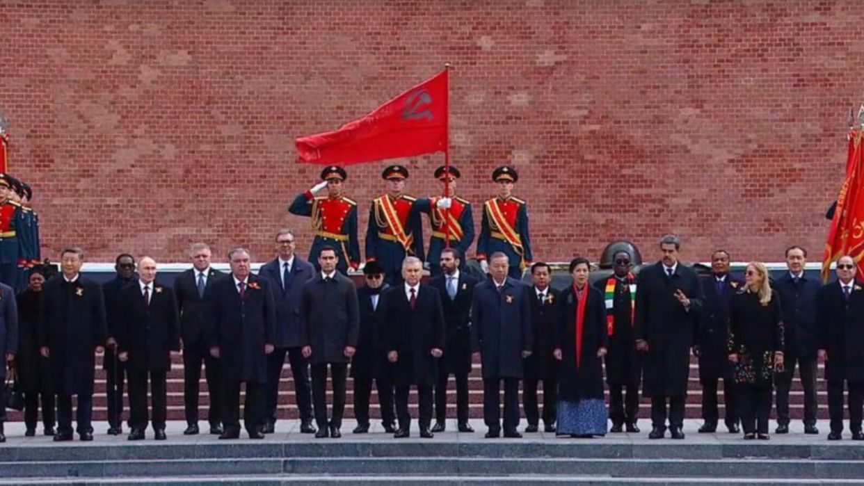 Jefes de Estado rinden homenaje al Soldado Desconocido soviético en Rusia (+Fotos)