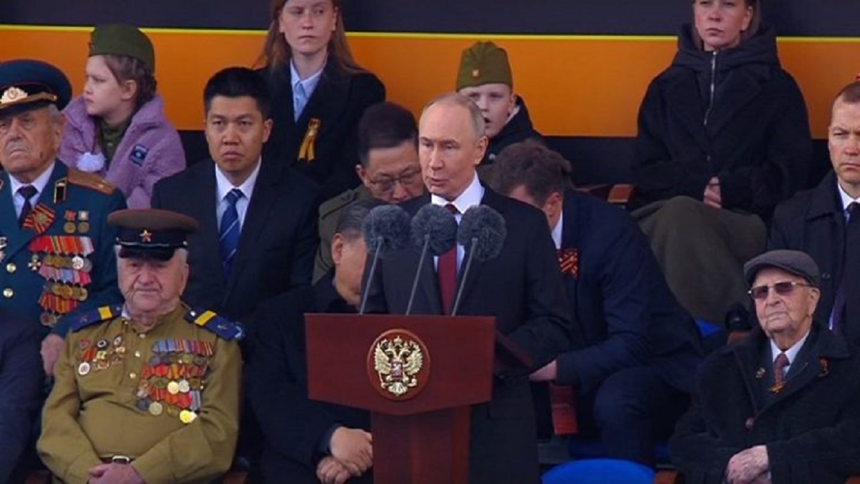 Putin en desfile de conmemoración por los 80 años de la Victoria en la Gran Guerra Patria: 