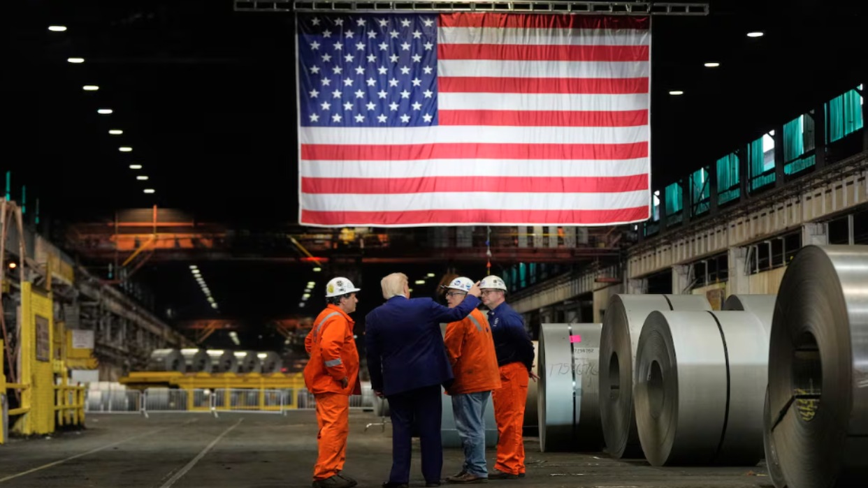 Trump sume a la economía de Estados Unidos en el caos y la incertidumbre