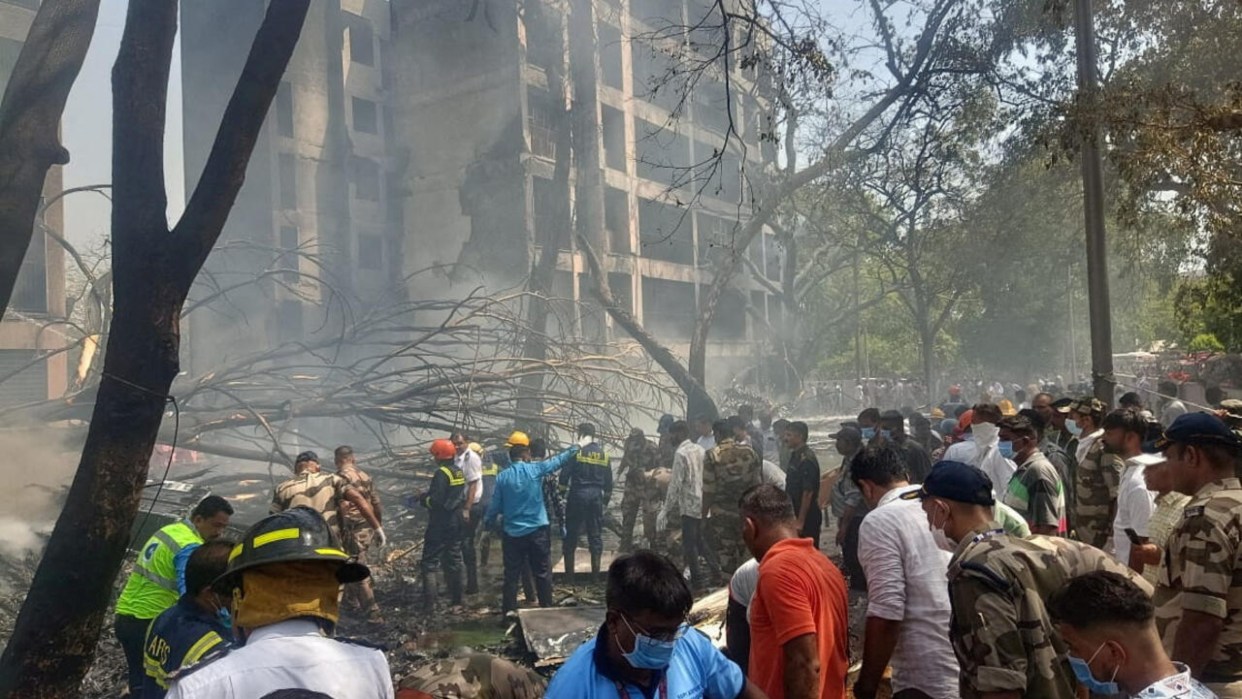 Encuentran a un superviviente del accidente aéreo de Air India que se estrelló con 242 personas a bordo (+Foto)