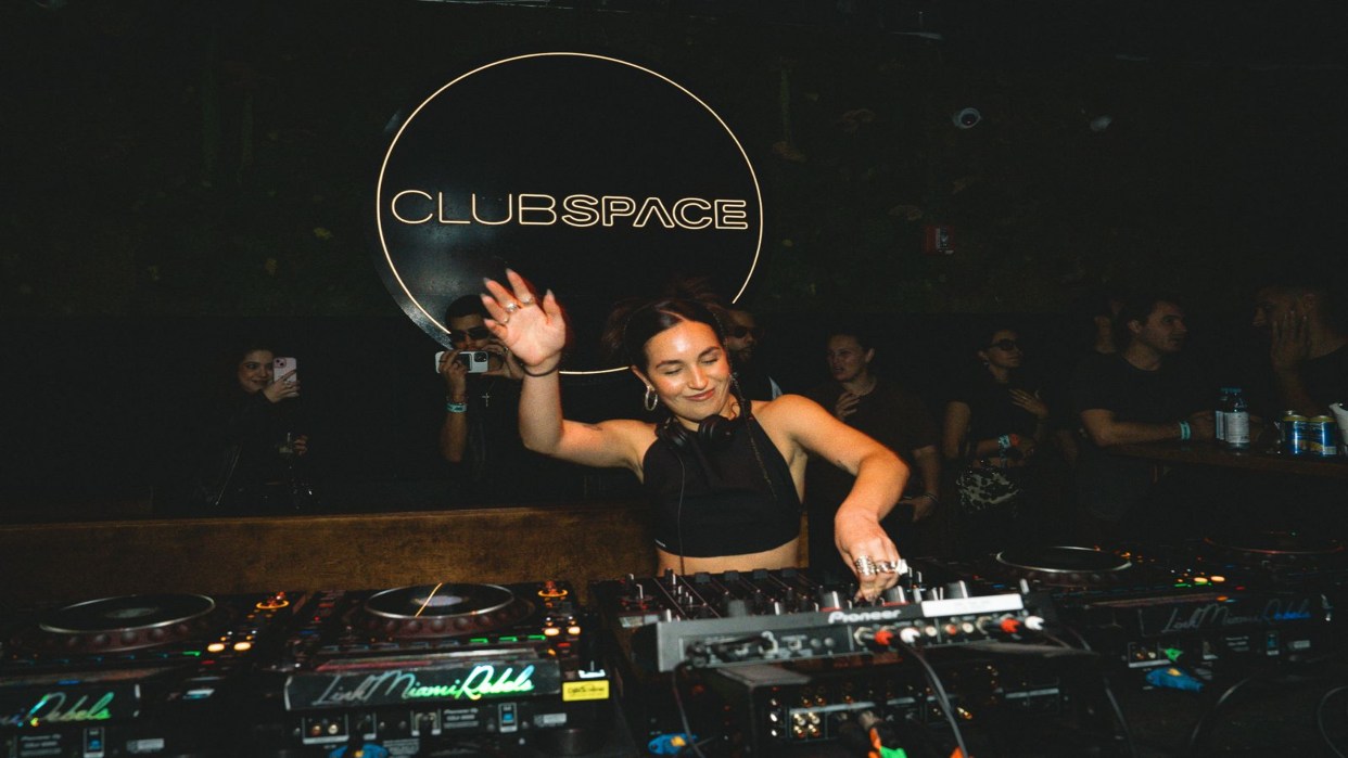 Nicole Gallamini: La DJ venezolana que conquista la escena electrónica de Miami